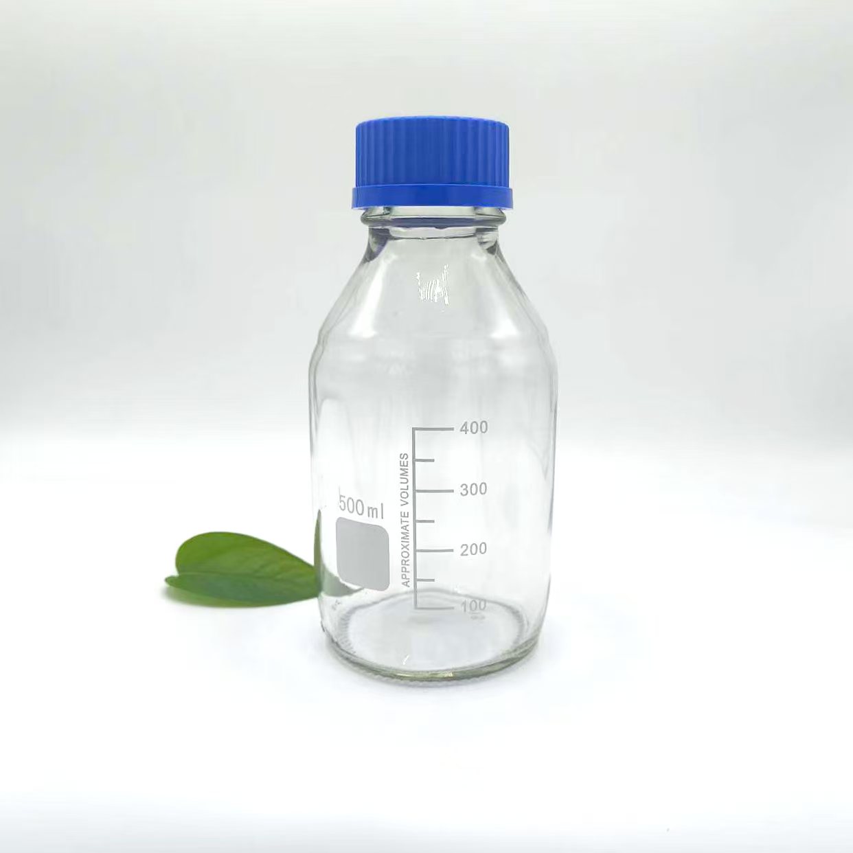 研究室の保管安全性の課題を解決するにはどうすればよいでしょうか? Compo は、革新的なガラス試薬ボトルで完璧な答えを提供します。 研究室の保管安全性の課題を解決するにはどうすればよいでしょうか? Compo は、革新的なガラス試薬ボトルで完璧な答えを提供します。